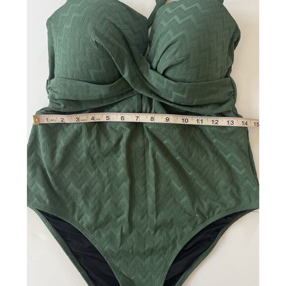 Cupshe One Piece Swimsuit Women Size XL Green Cross Back Texture Fabric - Picture 8 of 9